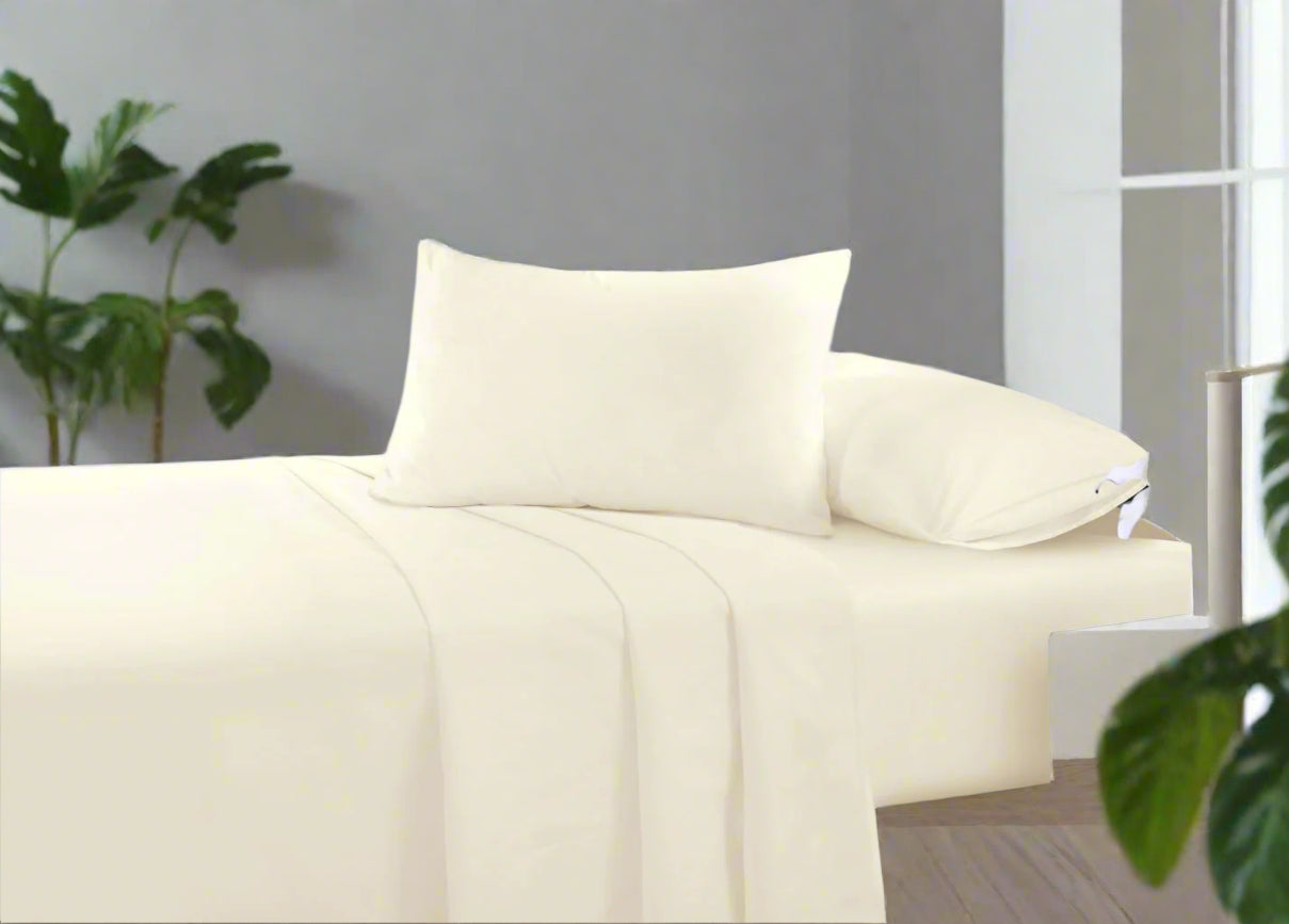 Ultra Soft Fitted Sheet 25 cm (10") Depth 6 Sizes 8 Colour