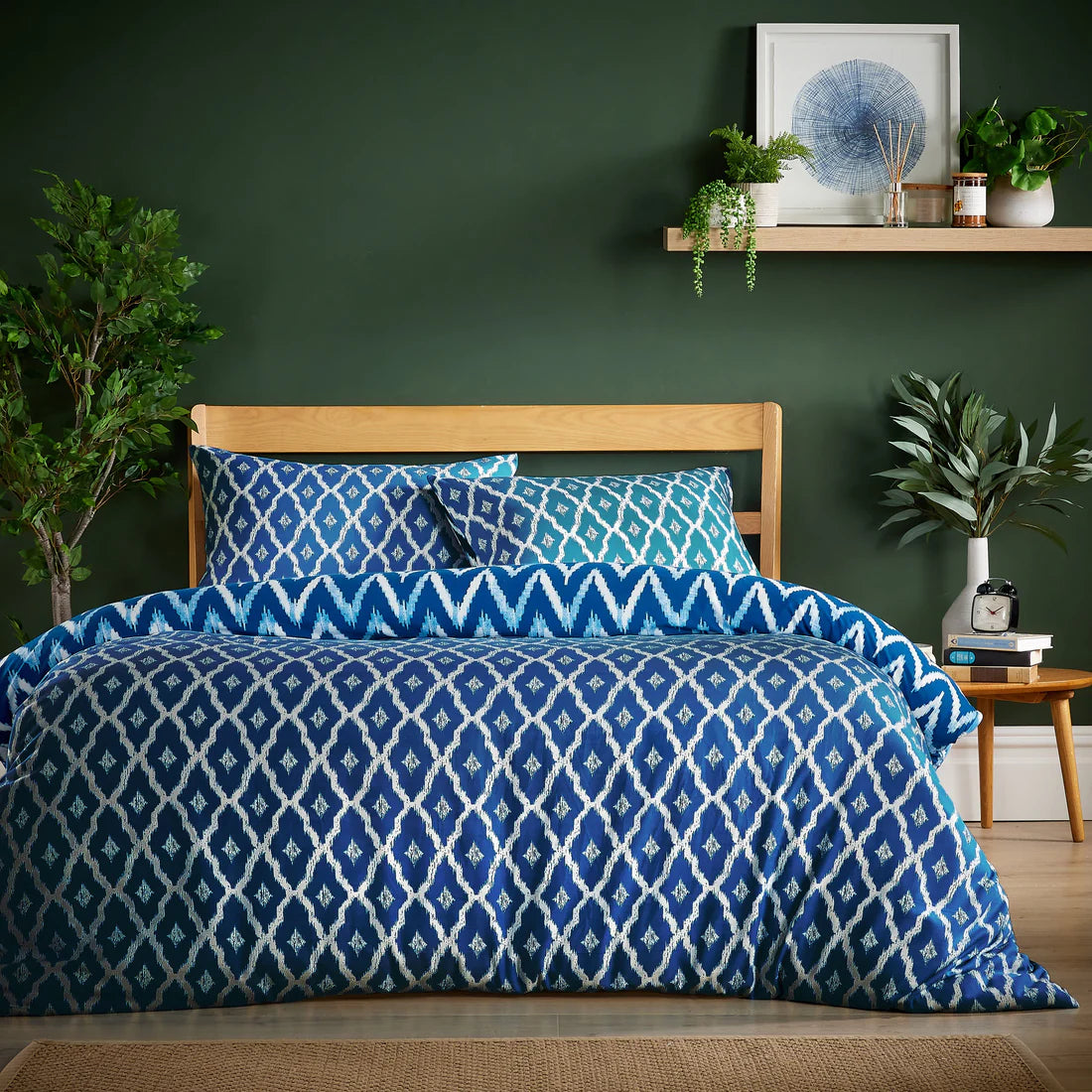 Madiera Sapphire Super Soft Flannel Duvet Cover Set with Pillowcases