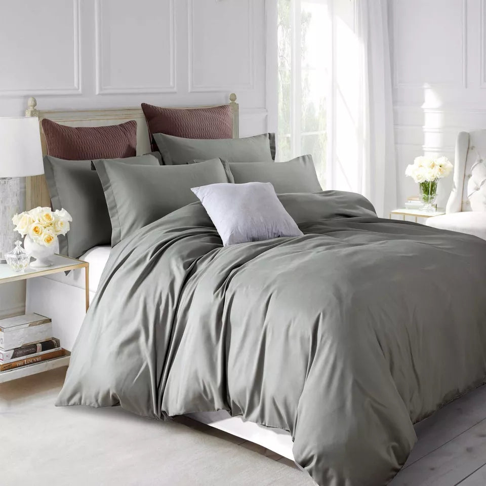 Plain Quilt Duvet Cover Bedding Set Pillowcase Pair Single Double King S King