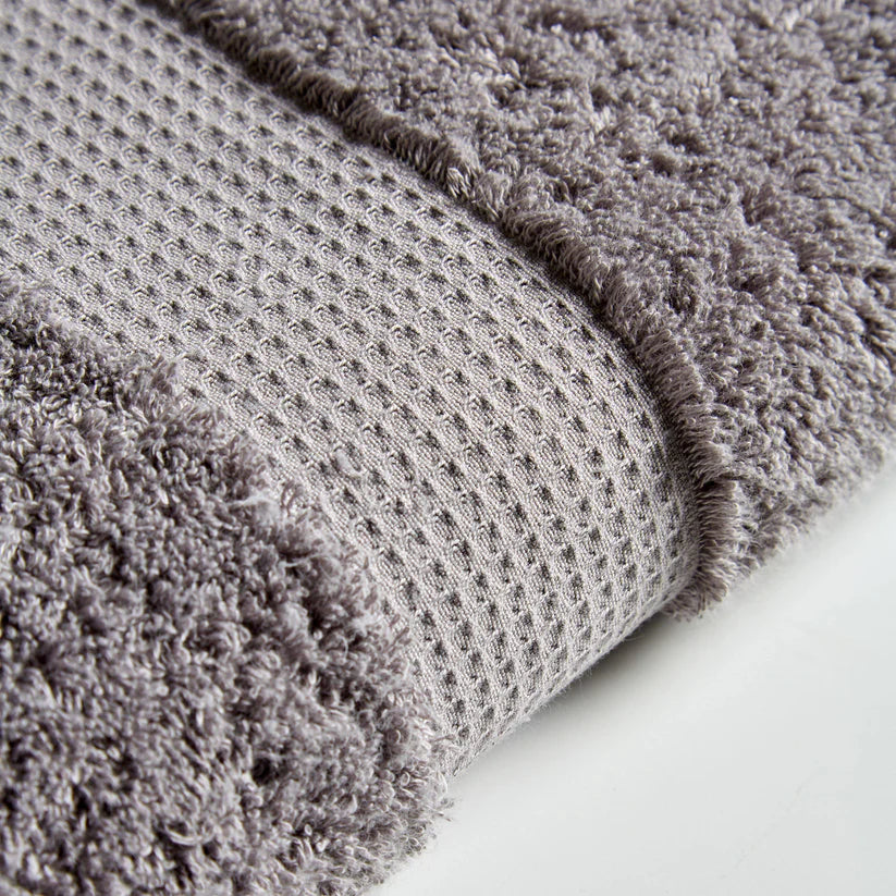 Luxe Egyptian Ultra-Soft Cotton Towels 700 GSM High Absorbency
