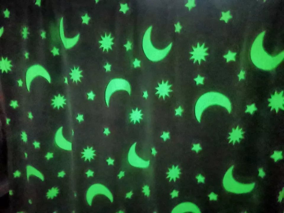 Glow In The Dark Throw Pink Moon & Stars Soft Cosy Fleece Kids Blanket Throw