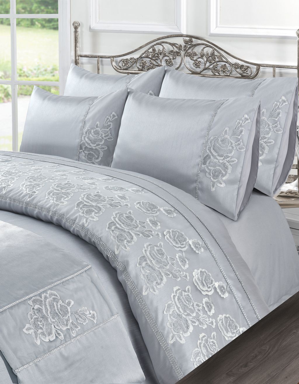 Amara Embroidered Textured Duvet Set 2 Colours
