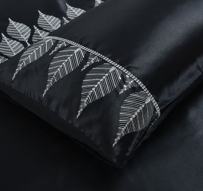 Mabel Luxury Embroidered Duvet Set Black