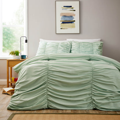 Ruched Pintuck Design Microfibre Duvet Set 3 Colours