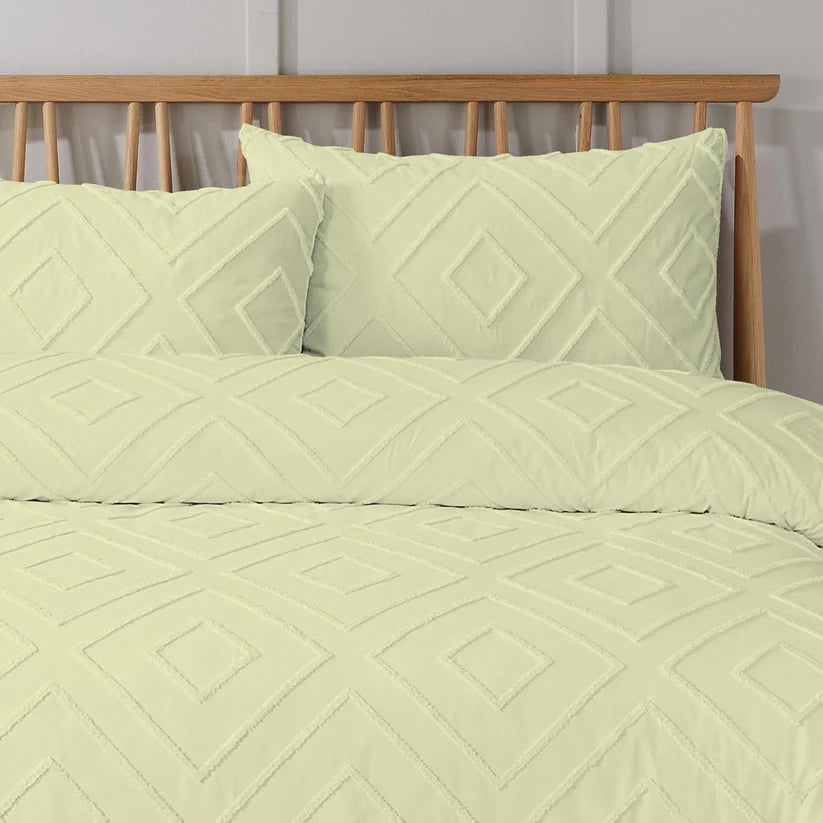 Como Tufted Duvet Cover Set with Pillowcases