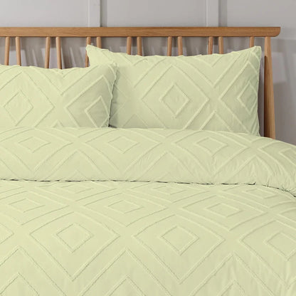 Como Tufted Duvet Cover Set with Pillowcases