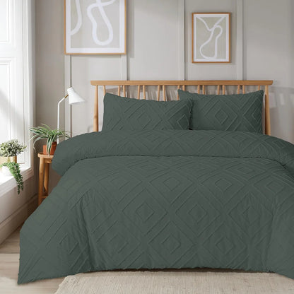 Como Tufted Duvet Cover Set with Pillowcases