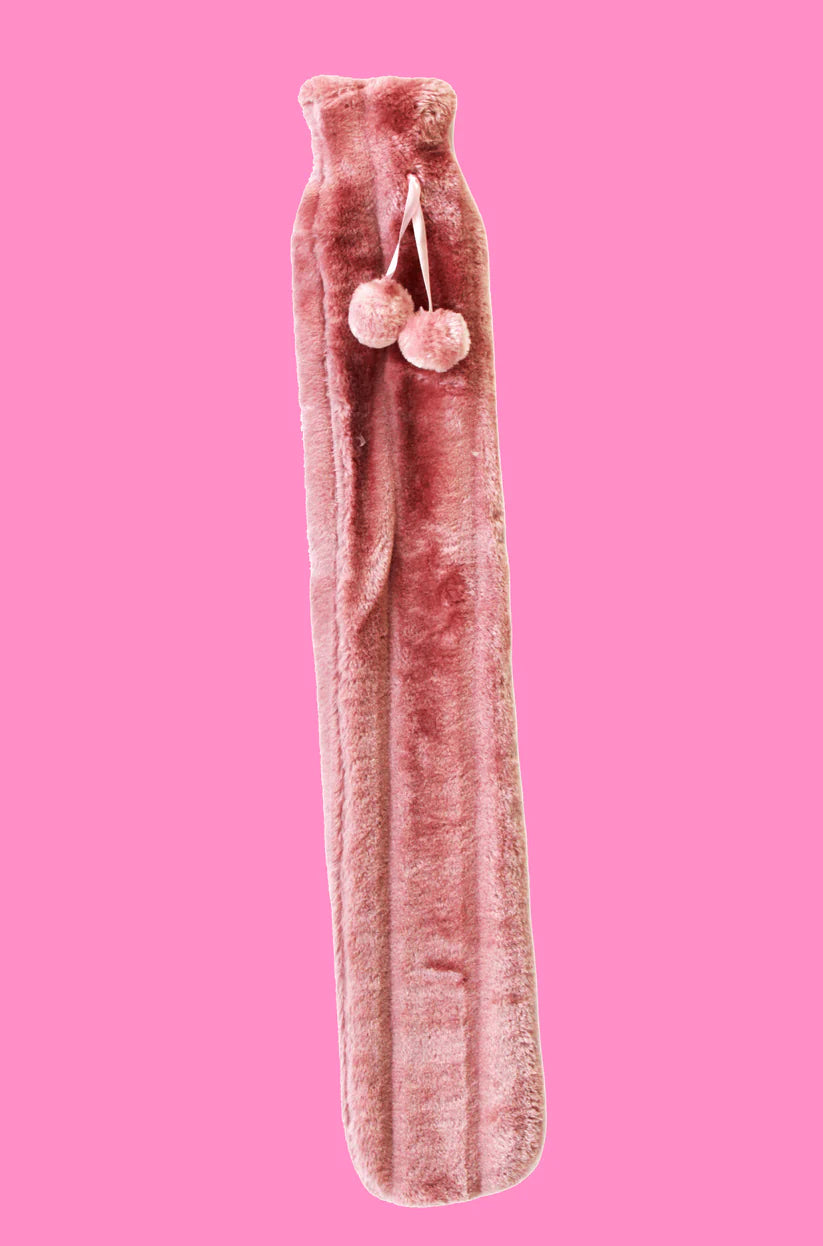 Extra Long 2L Hot Water Bottle with Plush Faux Fur Cover for Cosy Nights Muscle Relief Natural Rubber Soft Fleece Ideal Gift for Adults Kids