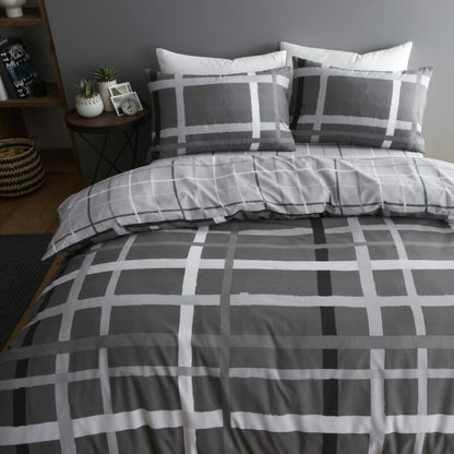 HAPPY DAZE STRIPE DUVET SET
