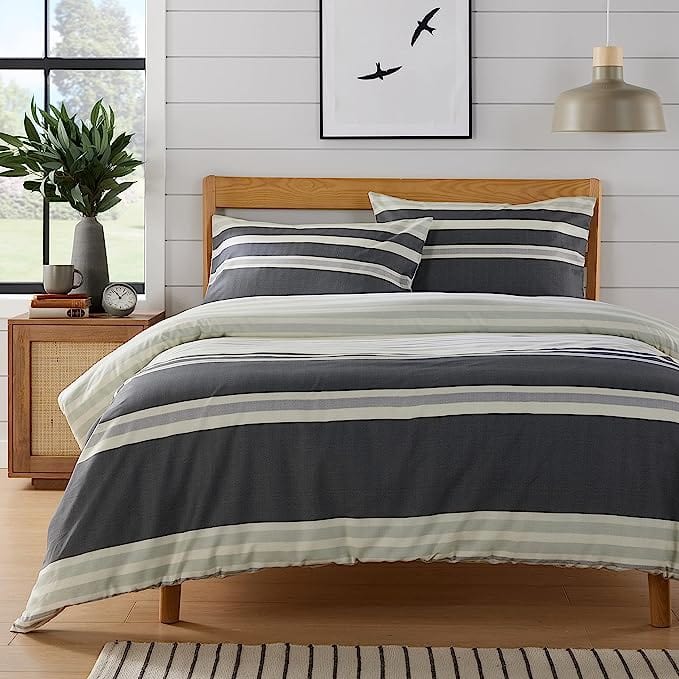 Miami Stripes Reversible Duvet Cover Set Hypoallergenic High-Quality Cotton Blend Bedding