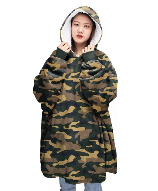 Oversized Camouflage Hoodie Blanket – Plush Teddy Fleece Sweatshirt with Pocket