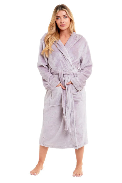 Super Soft Women's Faux Fur Hooded Bathrobe Plush Dressing Gown