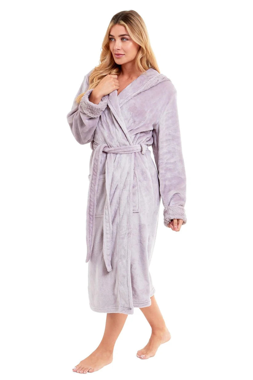 Super Soft Women's Faux Fur Hooded Bathrobe Plush Dressing Gown