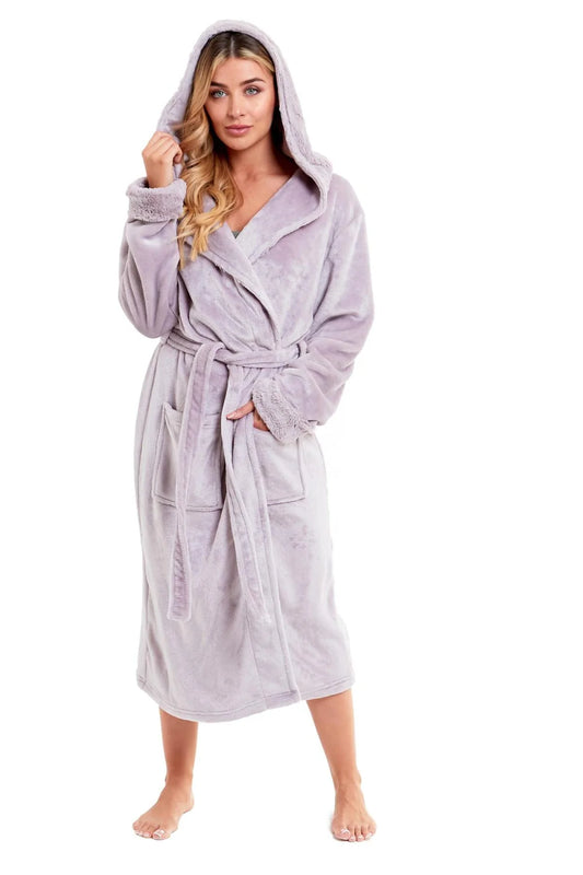 Super Soft Women's Faux Fur Hooded Bathrobe Plush Dressing Gown
