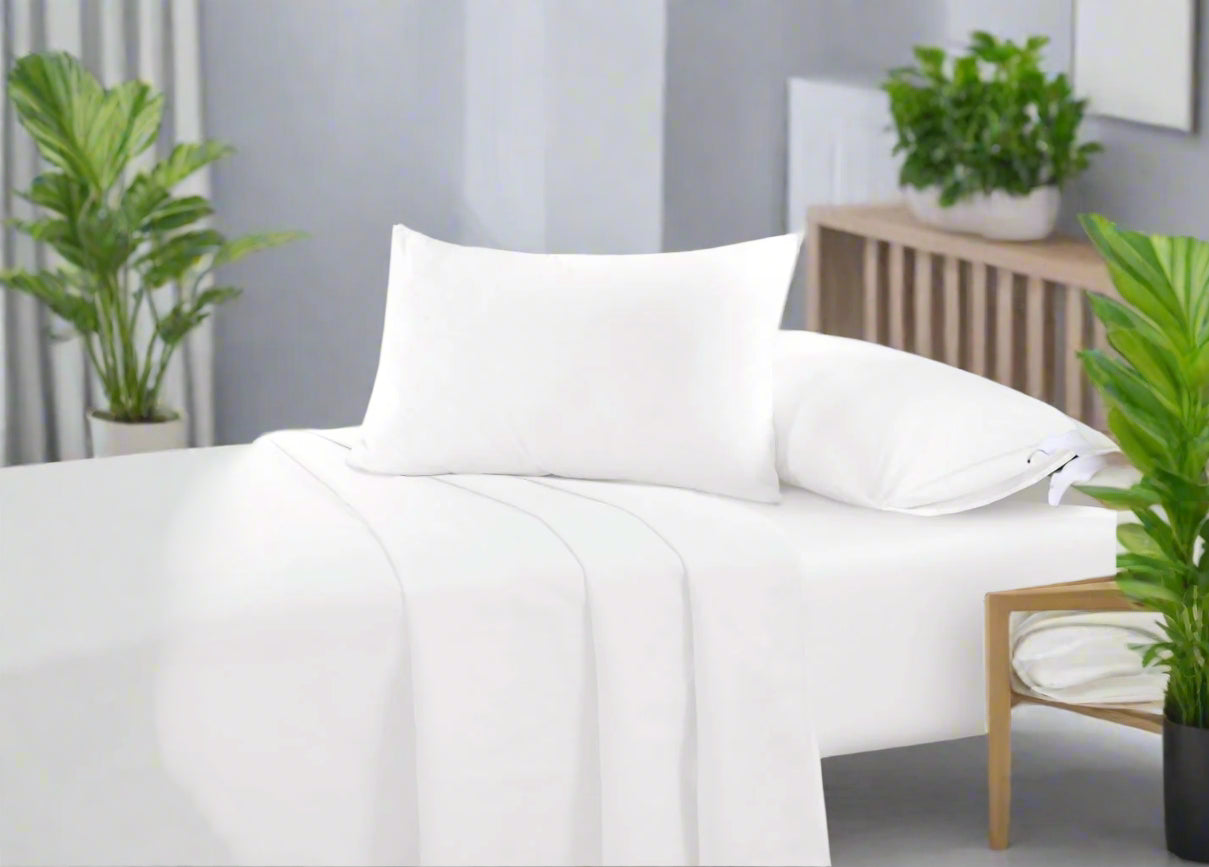 Ultra Soft Fitted Sheet 25 cm (10") Depth 6 Sizes 8 Colour