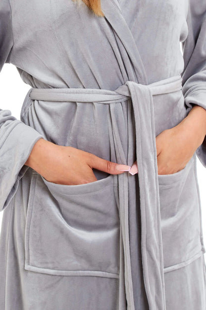 Women's Luxurious Velour Hooded Bathrobe