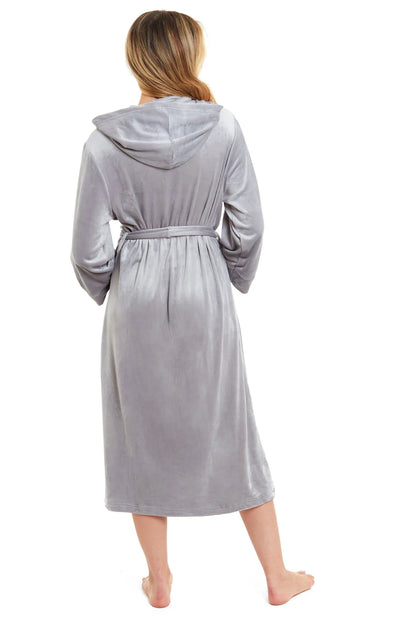 Women's Luxurious Velour Hooded Bathrobe