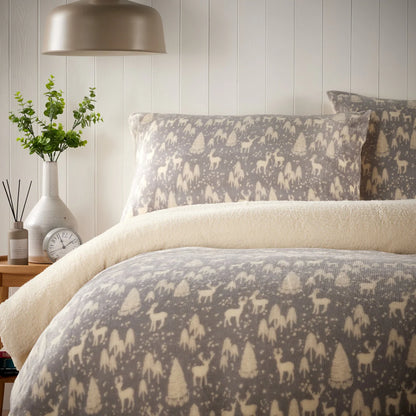 Woodland Animals Teddy Fleece Duvet Set with Reversible Sherpa Winter Bedding