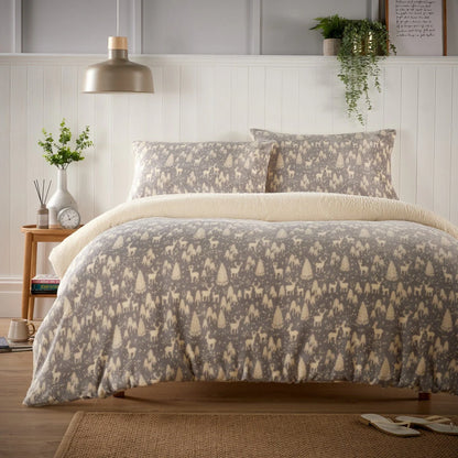 Woodland Animals Teddy Fleece Duvet Set with Reversible Sherpa Winter Bedding